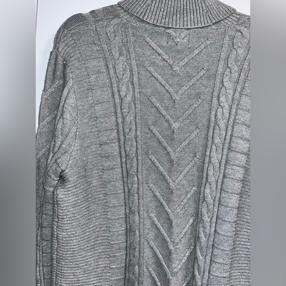 GUESS Mock Neck Sweater - Picture 4 of 6